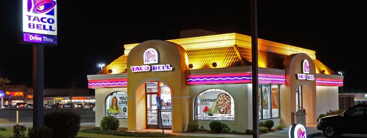 taco_bell_night-2